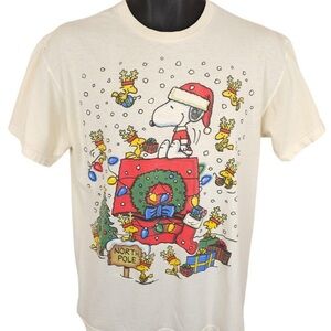 Gildan Cream Snoopy Christmas Tee